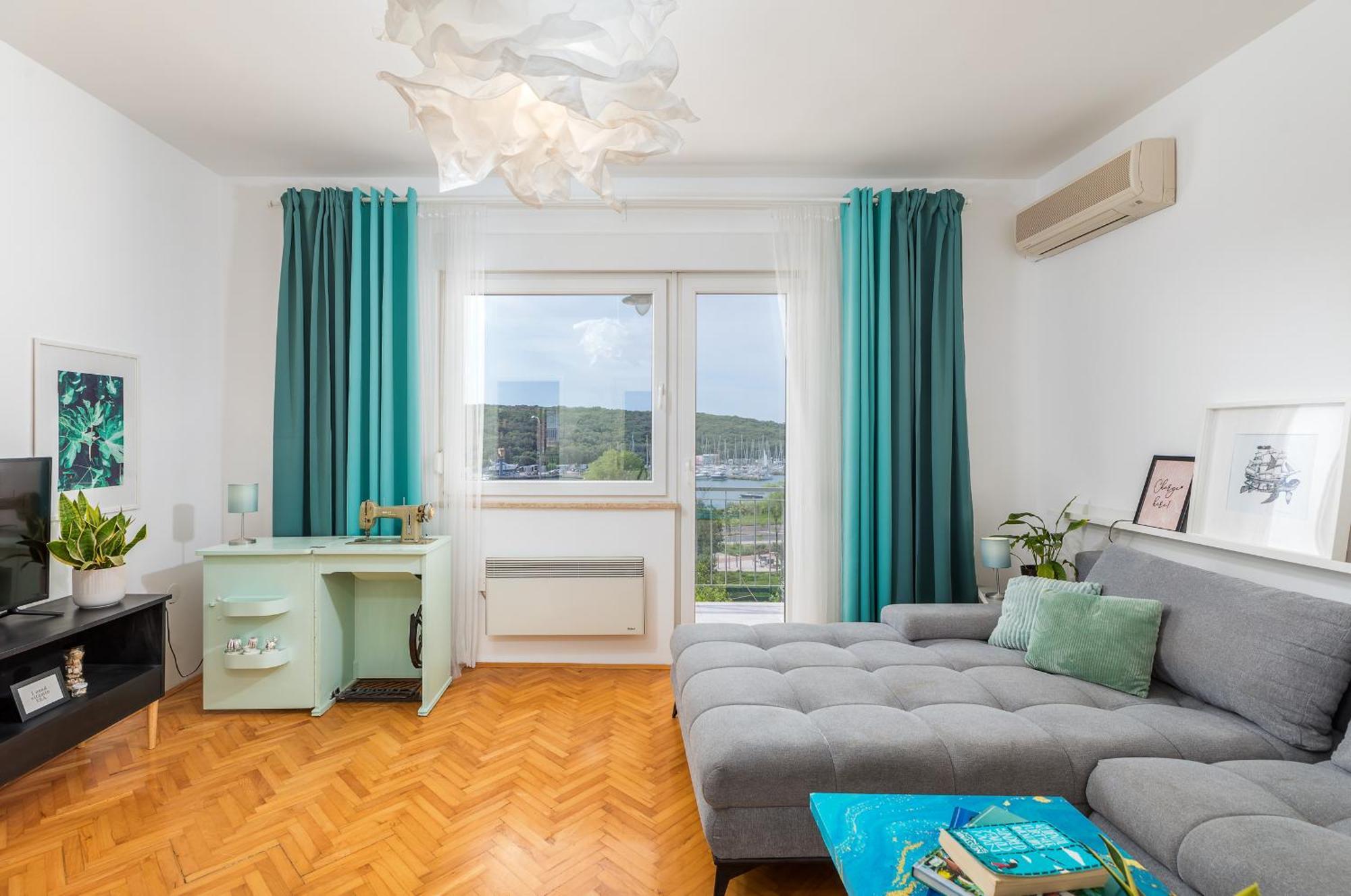 Ferienwohnung Salt&Sky Pula Exterior foto